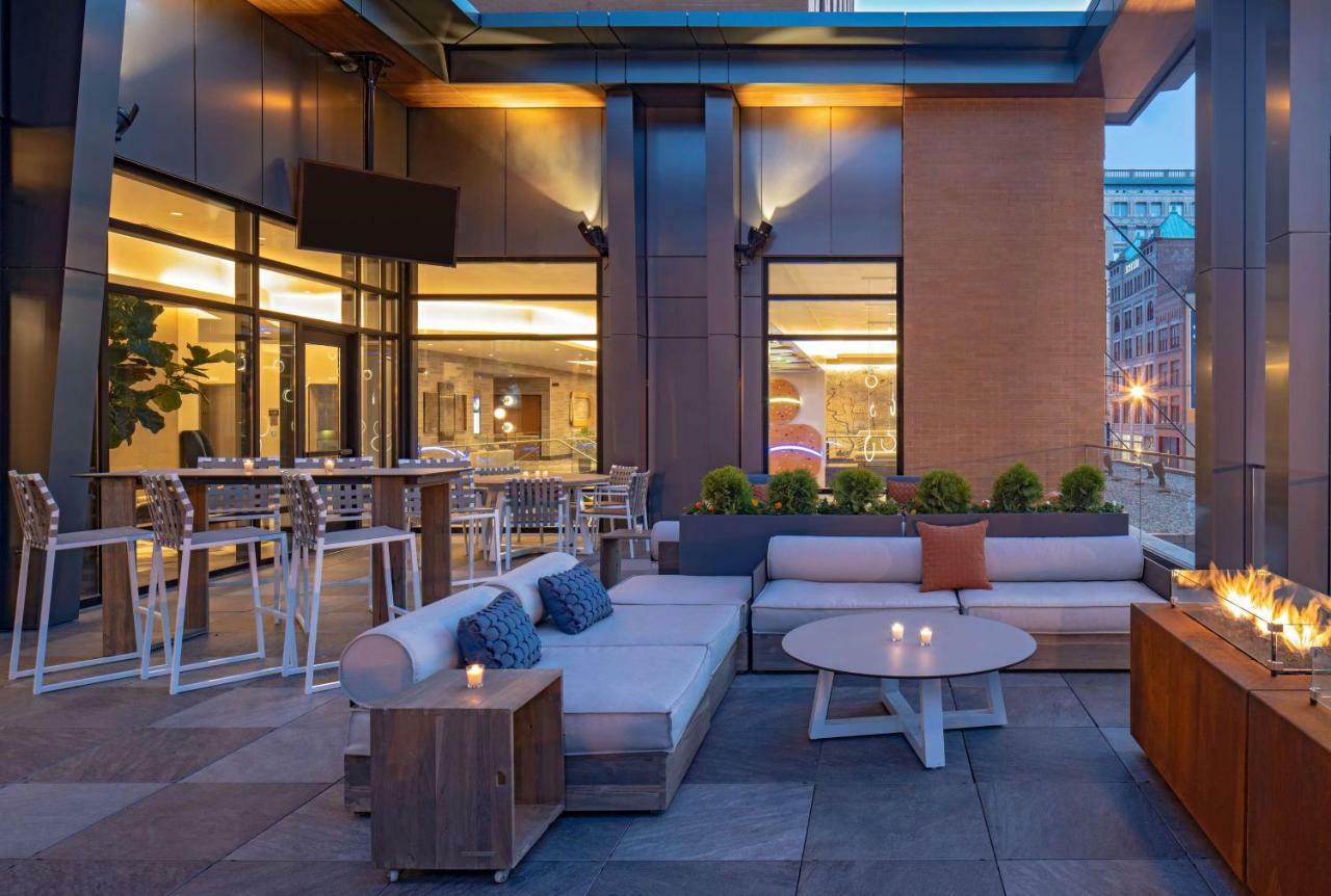 Hotel Hyatt House Downtown Indianapolis